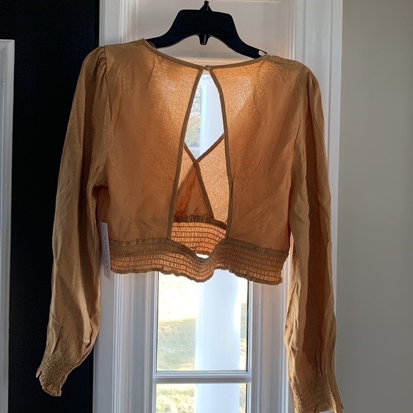 NWT Kirious Los Angeles Tan Top Long Sleeve Large - Picture 4 of 5